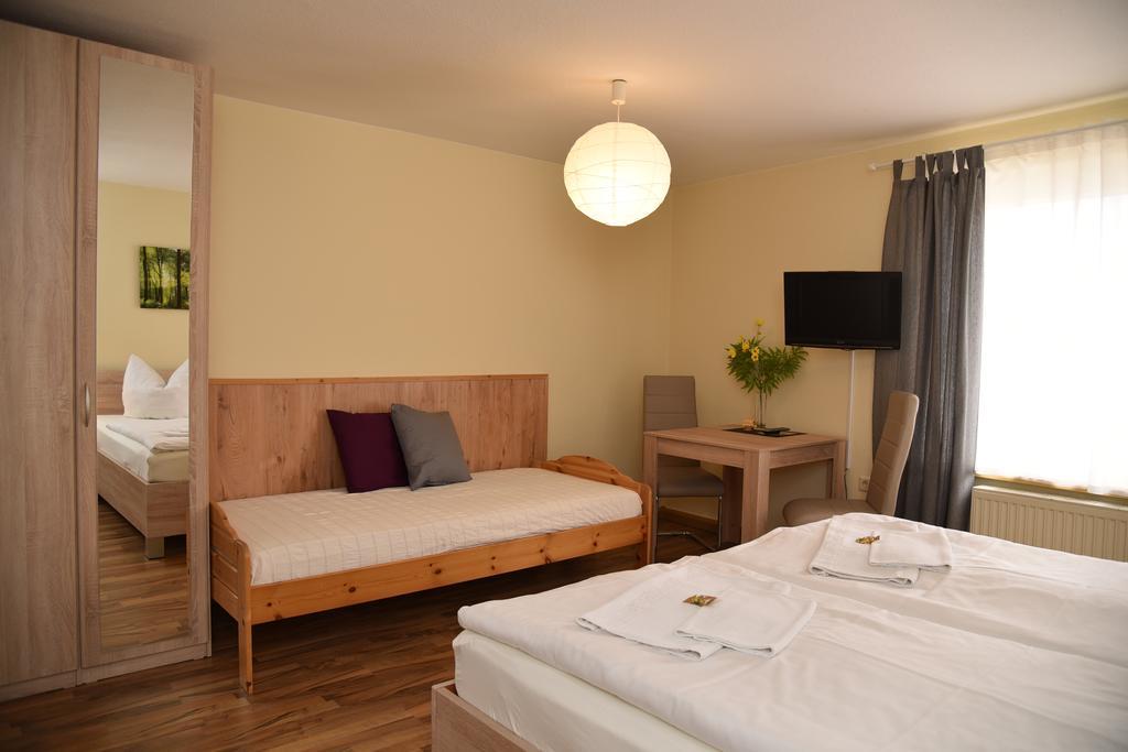 Thueringer Landhotel Edelhof Uhlstadt-Kirchhasel Bagian luar foto
